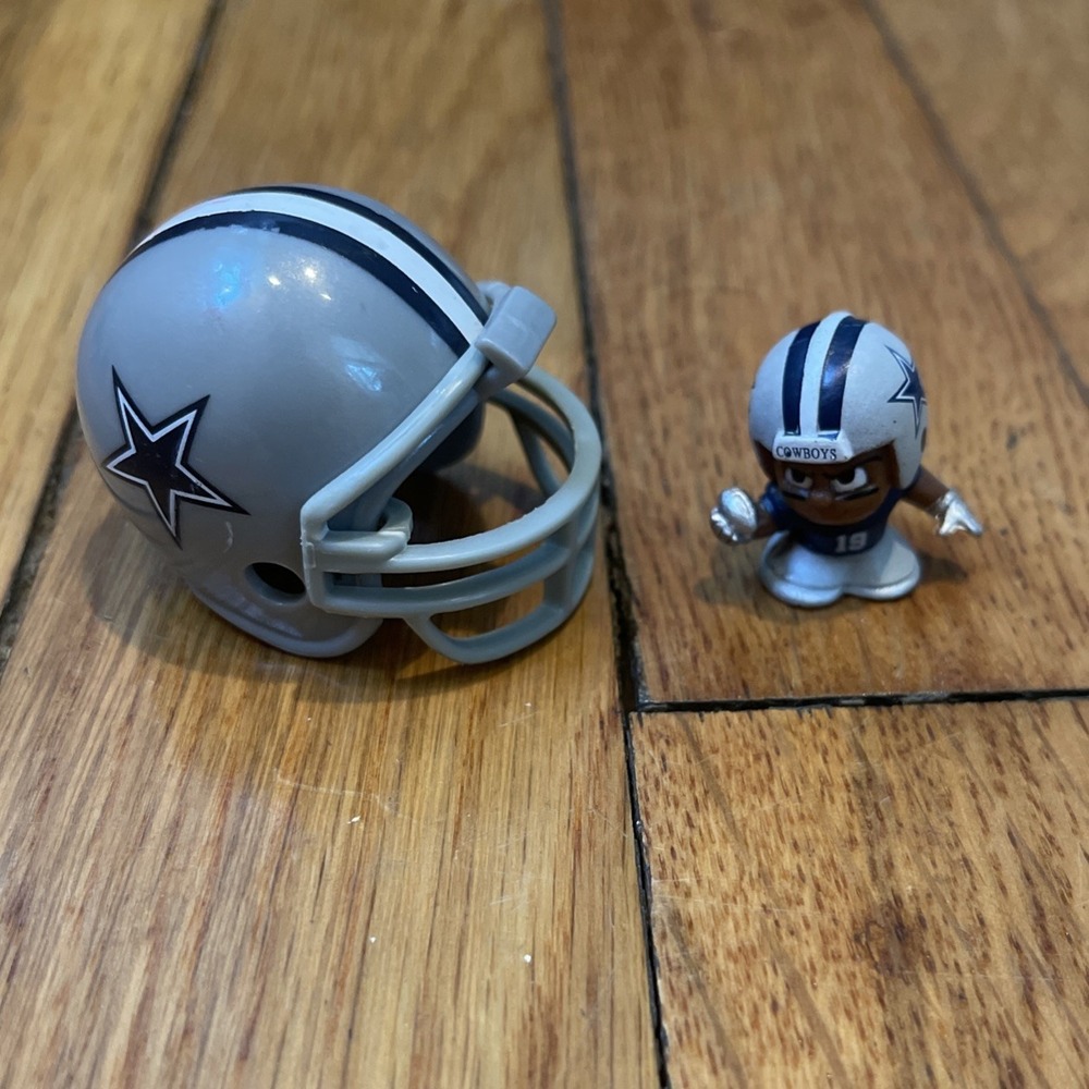 Dallas Cowboys NFL Micro Mini Helmet TeenyMate 19 Cooper Football 2 Piece Set